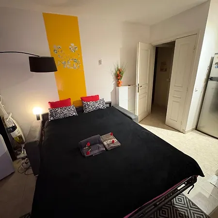 27m2 En Standing Piscine Apartment *